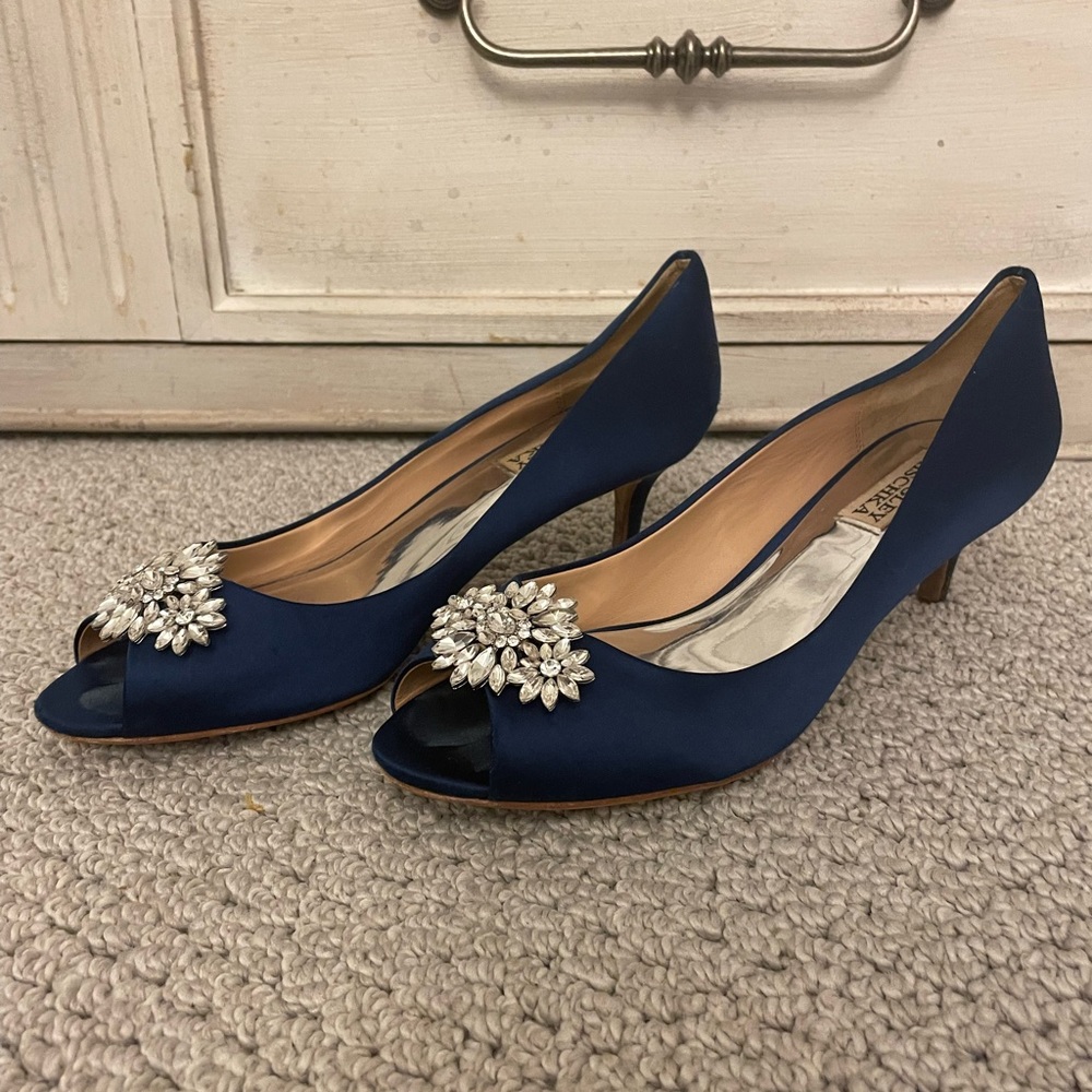 Badgely Mischka  Nakita Navy Satin Heels